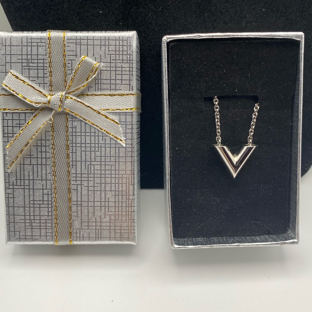 AUTHENTIC Louis Vuitton Silver V Necklace